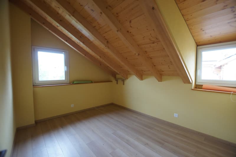Immeuble rénové en 2016 de 6 appartements + 1 Bar-Restaurant (15)