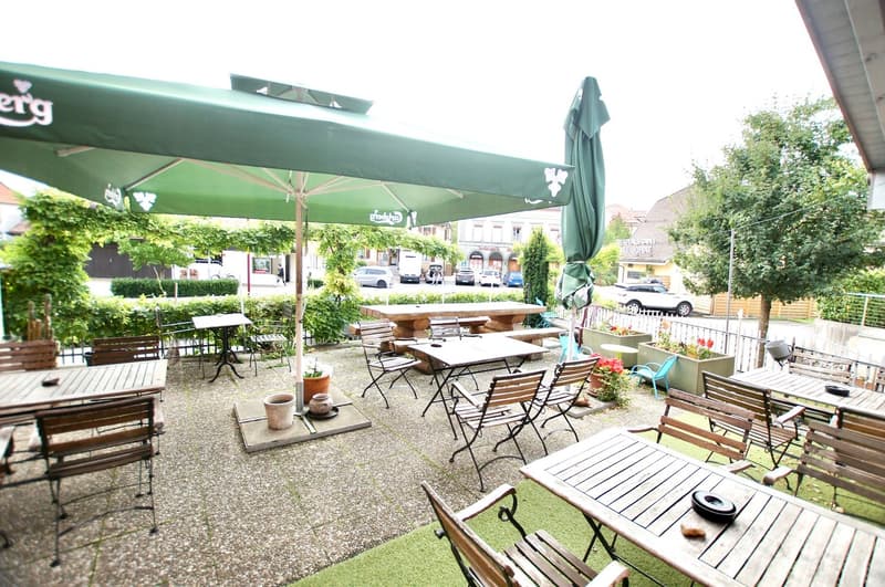 Immeuble rénové en 2016 de 6 appartements + 1 Bar-Restaurant (19)