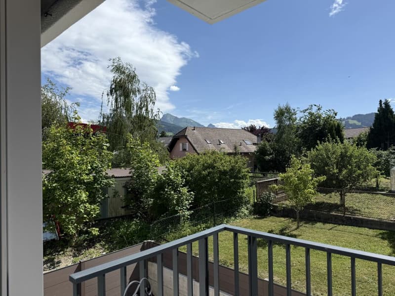 Tres belle affaire Superbe Villa comme neuve qui se distingue par son élégance, son confort et la qualité de son environnement, trés calme (5)