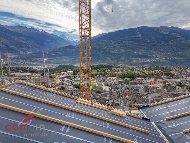 vue spectaculaire d'Est en Ouest sur le plateau de St-Germain et sur les Alpes