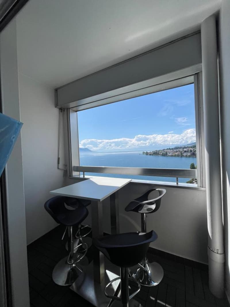 LARGE DOUBLE ROOM IN HOTEL MONA (5)