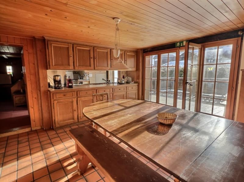House with 10 rooms in Château-d'Oex (3)