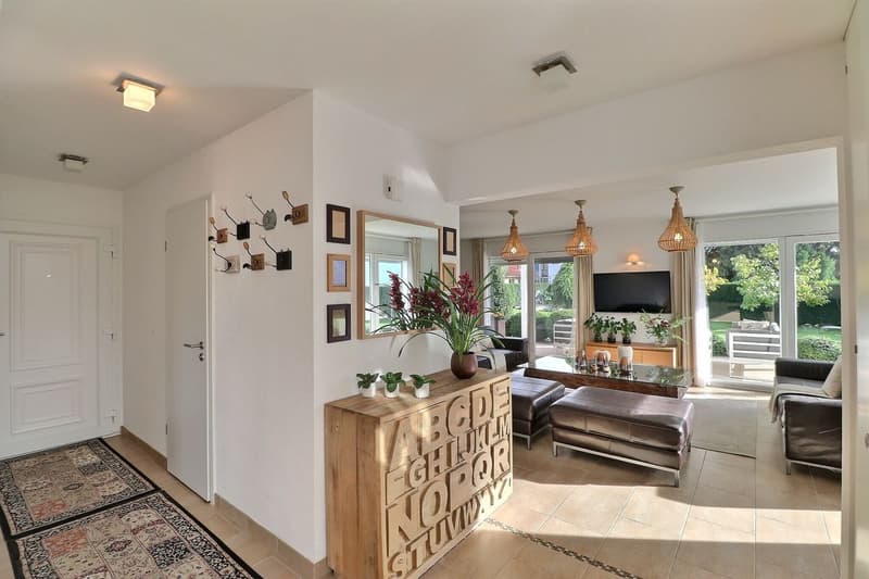 Bella villa individuale con 5,5 locali e una vista molto bella in un quartiere residenziale tranquillo (13)