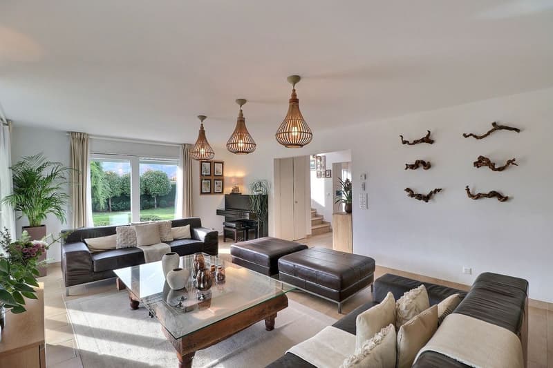 Bella villa individuale con 5,5 locali e una vista molto bella in un quartiere residenziale tranquillo (7)