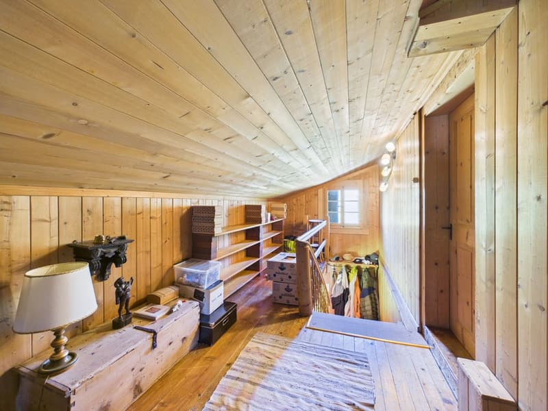 Rare opportunity to buy an old chalet in Château-d'Oex (11)