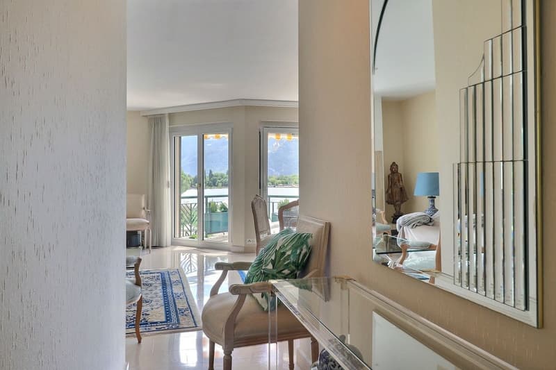 Schönes 4,5-Zimmer-Apartment am Seeufer mit sehr schönem Panoramablick (4)