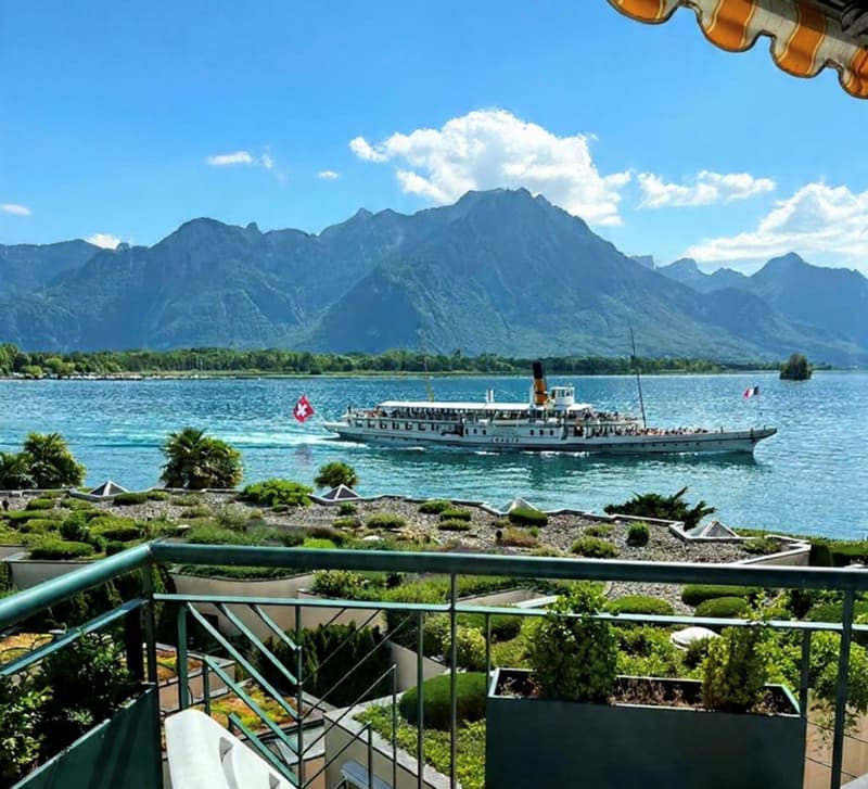 JOLI APPARTEMENT DE 4,5 PIECES AU BORD DU LAC AVEC TRES BELLE VUE PANORAMIQUE (9)