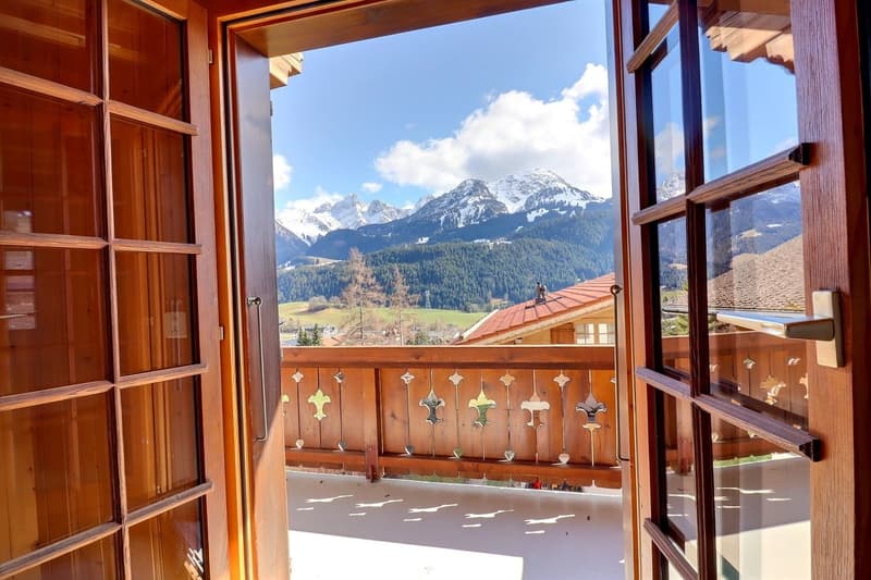Agréable duplex en attique à vendre à Château-d'Oex (3)