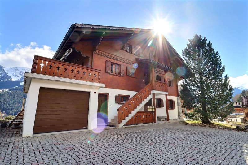 Agréable duplex en attique à vendre à Château-d'Oex (2)