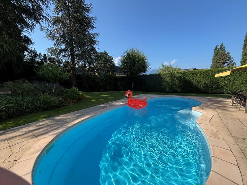 TRES BELLE VILLA AVEC PISCINE DANS QUARTIER TRANQUILLE (4)