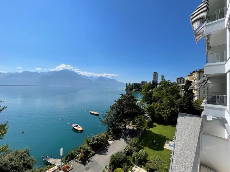 VUE DEPUIS LE GRAND BALCON ET LA CHAMBRE 1