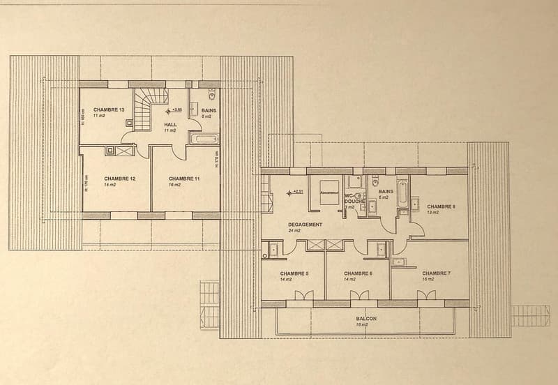 Plan dernier étage (chalet à gauche)