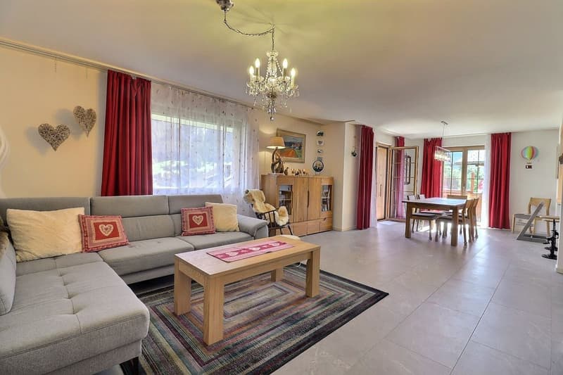 Bel appartement de 4.5 pièces à vendre à Château-d'Oex ! (2)