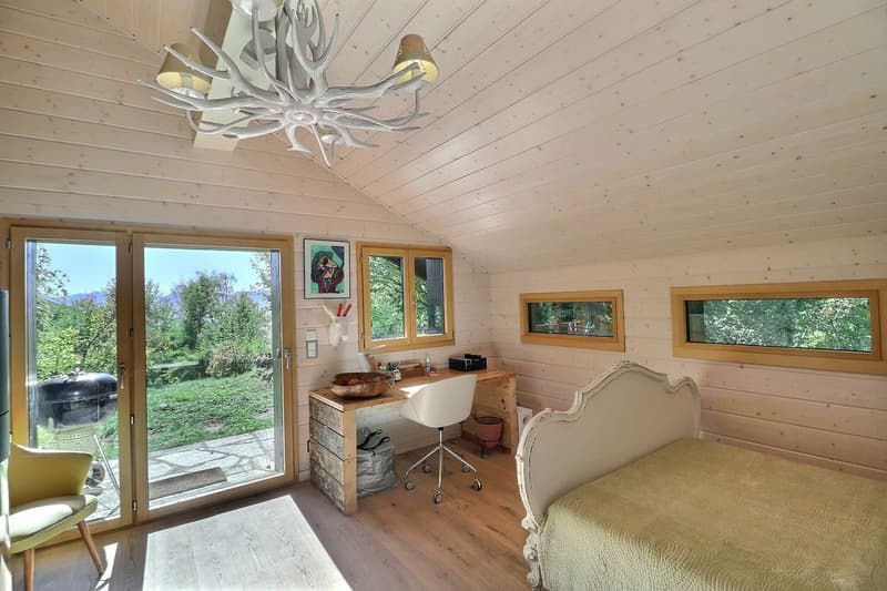OBJET RARE - MAGNIFIQUE CHALET DE 4,5 PIECES A CAUX SUR MONTREUX AVEC TRES BELLE VUE SUR LES MONTAGNES (9)