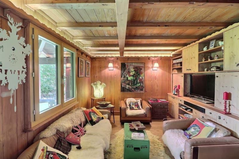 OBJET RARE - MAGNIFIQUE CHALET DE 4,5 PIECES A CAUX SUR MONTREUX AVEC TRES BELLE VUE SUR LES MONTAGNES (4)