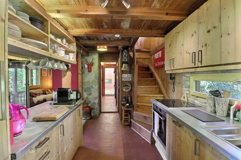 OBJET RARE - MAGNIFIQUE CHALET DE 4,5 PIECES A CAUX SUR MONTREUX AVEC TRES BELLE VUE SUR LES MONTAGNES (8)