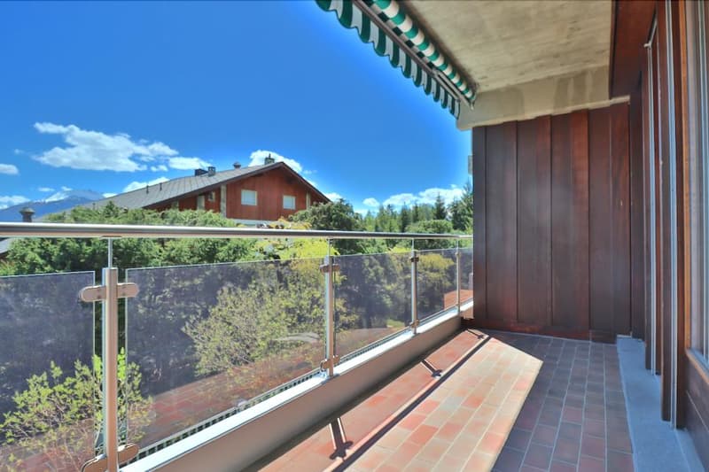 PPE lot in a secondary residence with panoramic views (2)