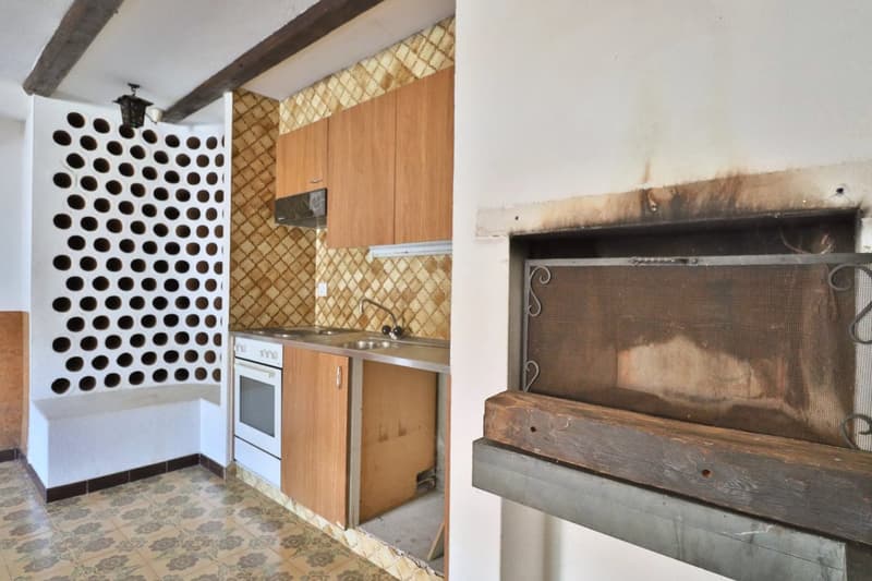 RARE - House to renovate (6)