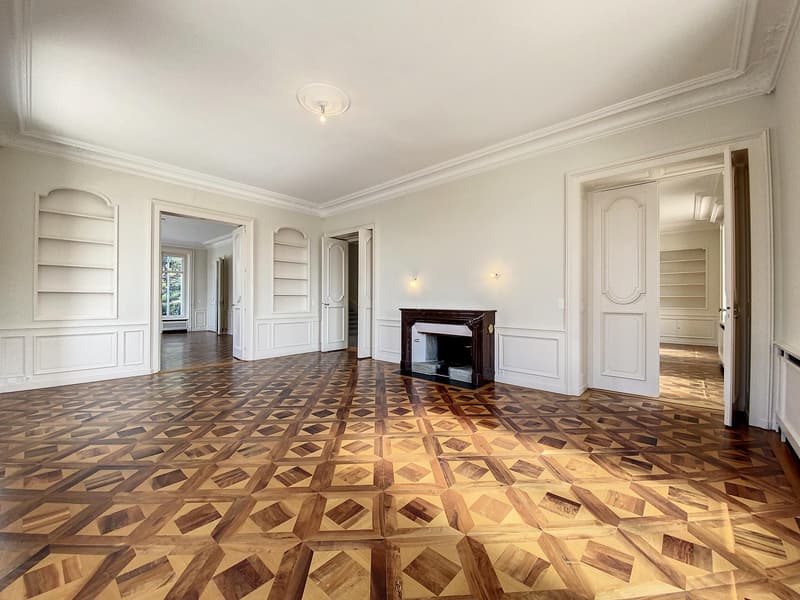 Exceptional and prestigious property (fully renovated) (3)