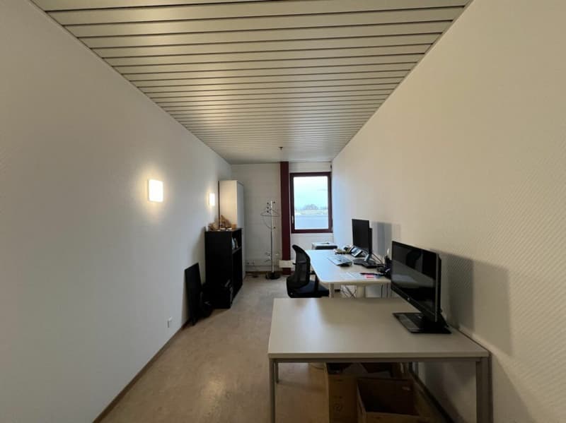 Rendita lorda prevista dell'8,69 % - Uffici/commerciale di 652 m² (5)