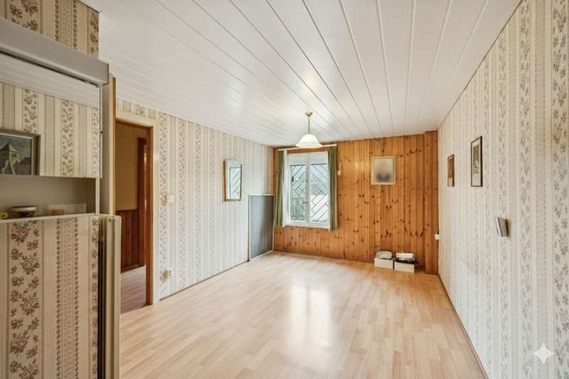 Vallorbe - Maison de 7 pièces à rénover (13)