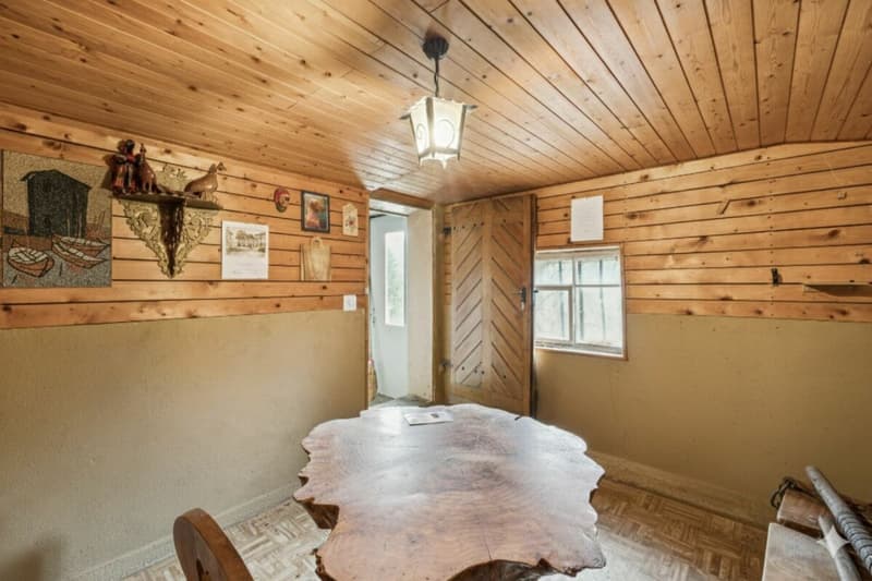 Vallorbe - Maison de 7 pièces à rénover (14)