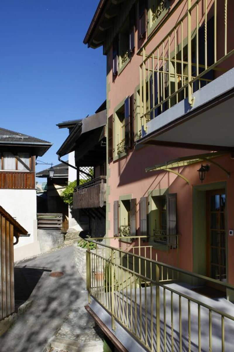 Limited opportunity! Residential rental building (7)