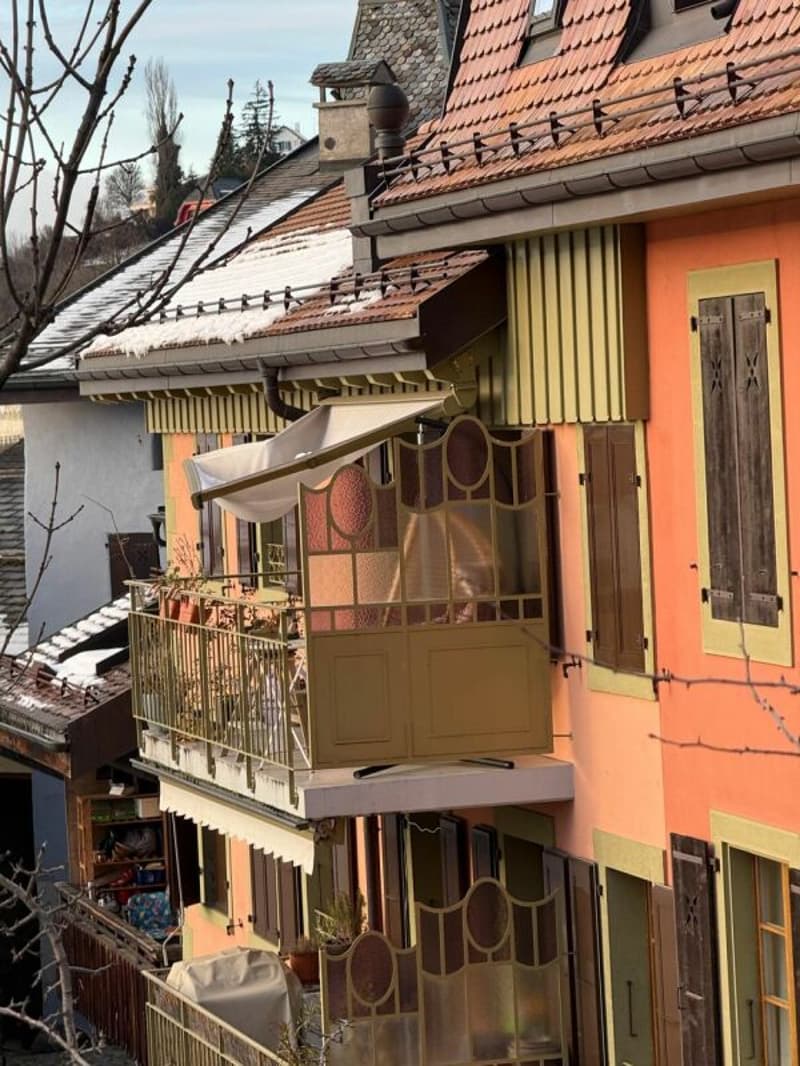 Limited opportunity! Residential rental building (8)
