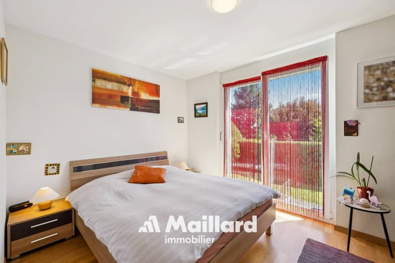 Apartment with 3.5 rooms and a magnificent view of the lake (7)
