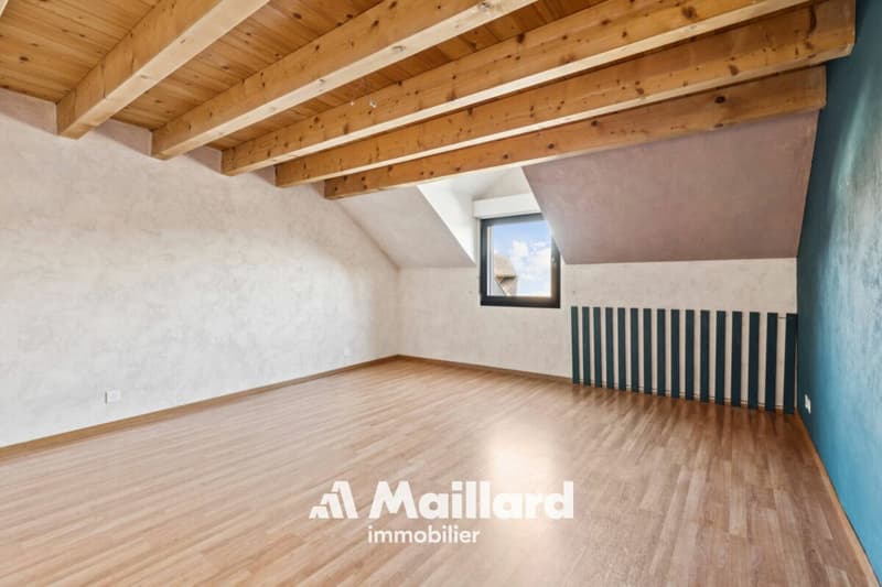 Valeyres-sous-Ursins - Renovated building with independent studio (14)