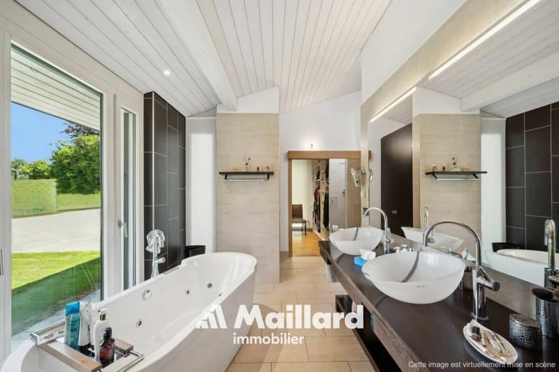 Cudrefin - Exclusive property with pool and panoramic view of the lake (12)