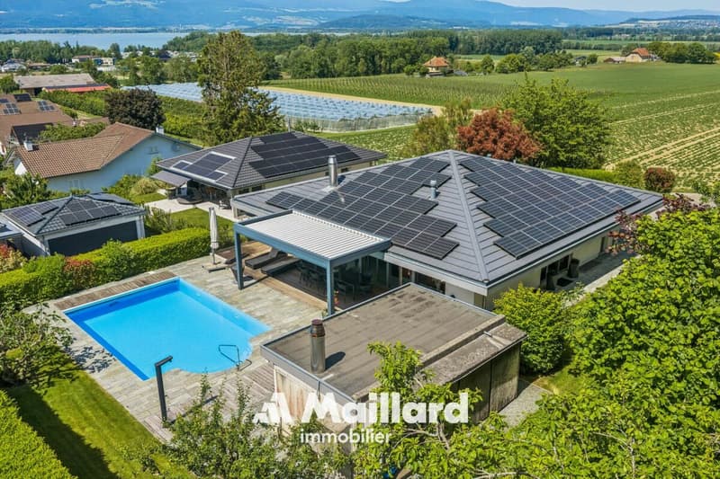Cudrefin - Exclusive property with pool and panoramic view of the lake (18)