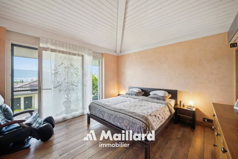 Cudrefin - Exclusive property with pool and panoramic view of the lake (11)