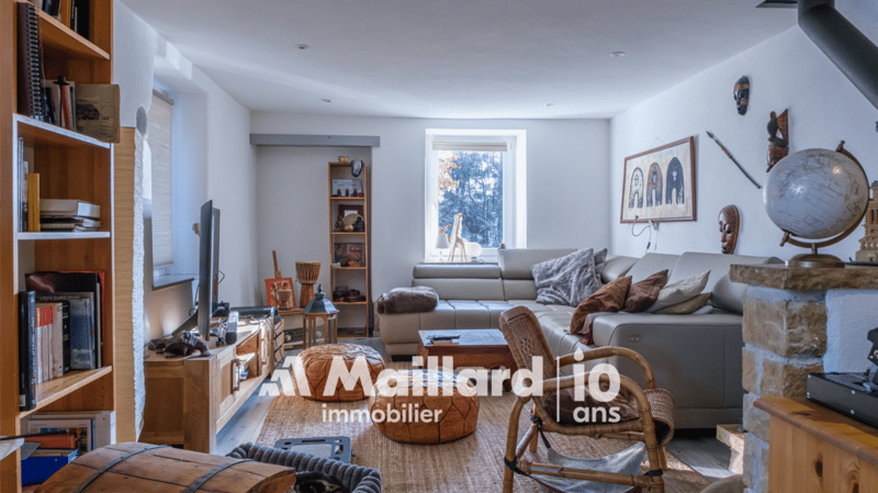 Beautiful 18th-century building, completely renovated (15)