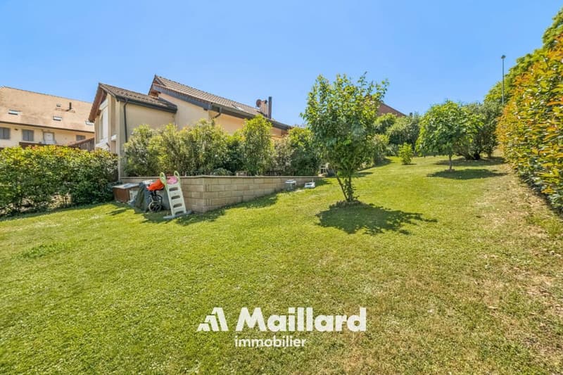 Villa-appartement coup de coeur avec grande terrasse et jardin (4)
