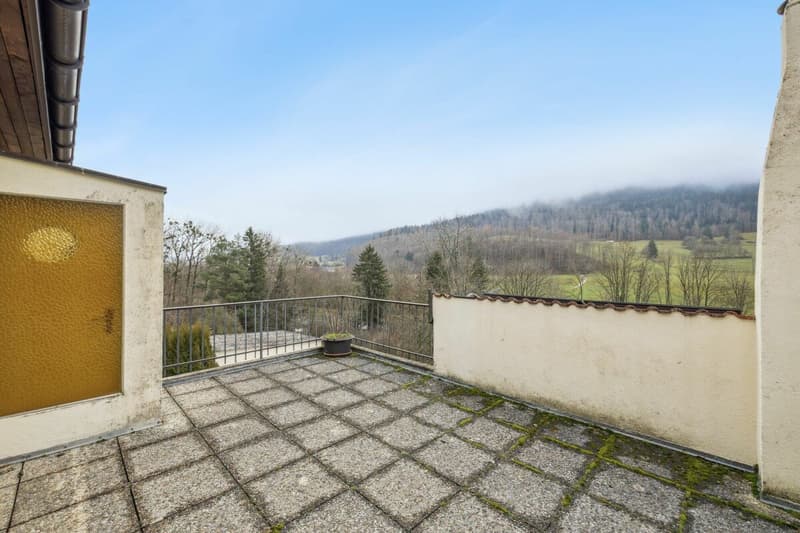 7-room house to renovate with great potential (5)
