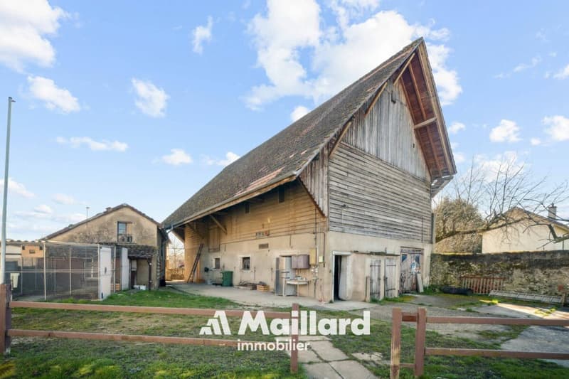 ORBE - Chalet mit 3 Zimmern auf einem 1'400 m² großen Grundstück (5)