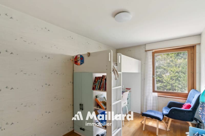 Spacieux duplex de 5.5 pièces avec de beaux volumes (9)