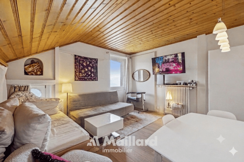 Ambiance cosy pour cet appartement de 3.5 pièces avec vue grandiose! (2)