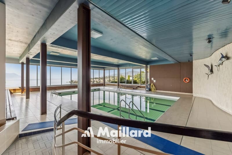 4.5 Zimmer mit großer Terrasse mit Seeblick (12)