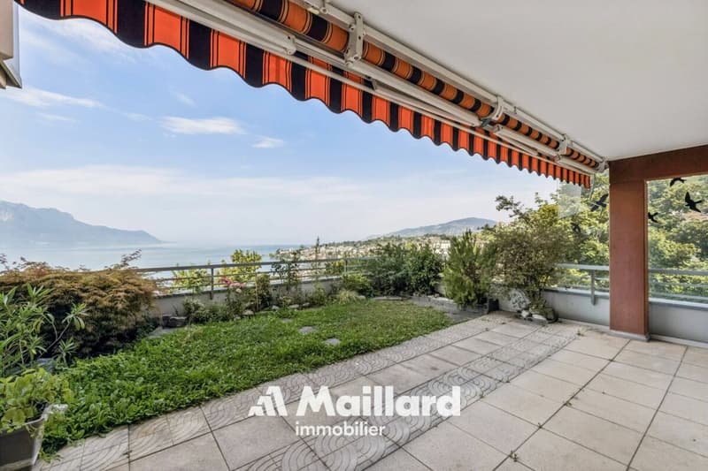 4.5 Zimmer mit großer Terrasse mit Seeblick (2)
