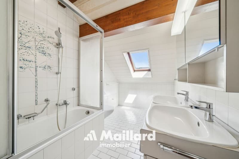 Un appartement familial aux volumes généreux au coeur du Vieux Bourg de Gland (9)