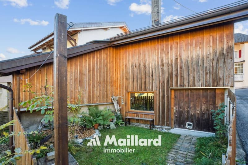 Maison de caractère atypique avec potentiel d'agrandissement (11)