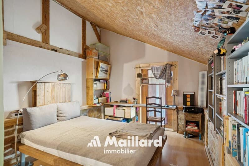 Maison de caractère atypique avec potentiel d'agrandissement (5)