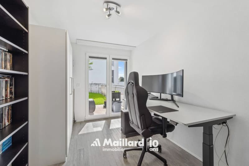 4.5 pièces avec immense terrasse de 60 m² et jardin (15)