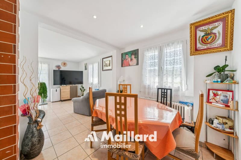 Valeyres-sous-Montagny - Maison individuelle de 2 appartements avec atelier et piscine (8)