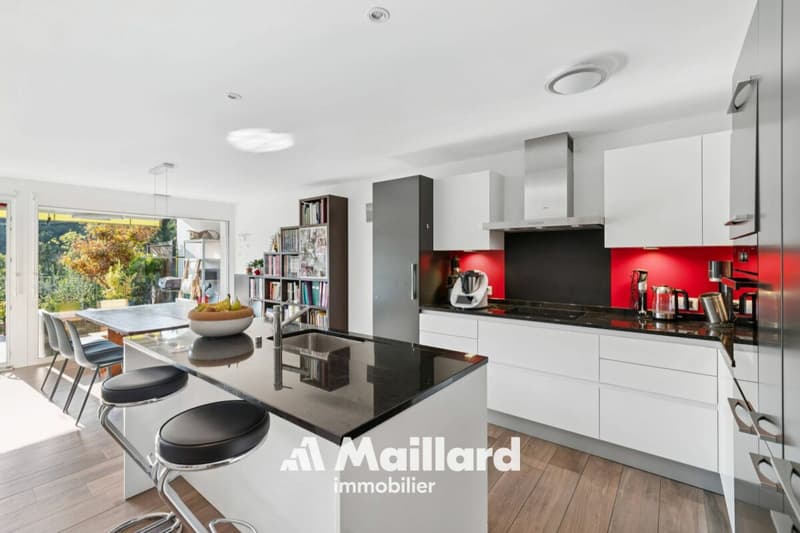 Magnifique appartement de 4.5 pièces avec jardin privatif dans un cadre verdoyant à Begnins (3)