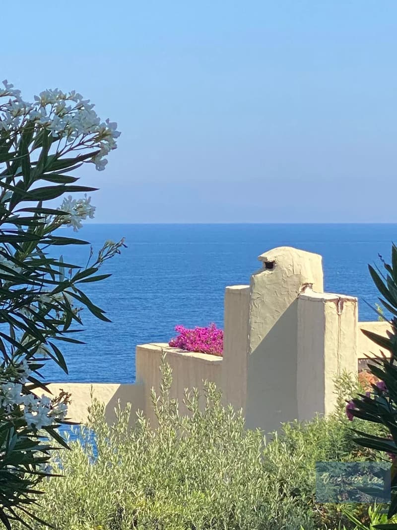 Summer vacation with your feet in the water, apartment in a private residence (2)