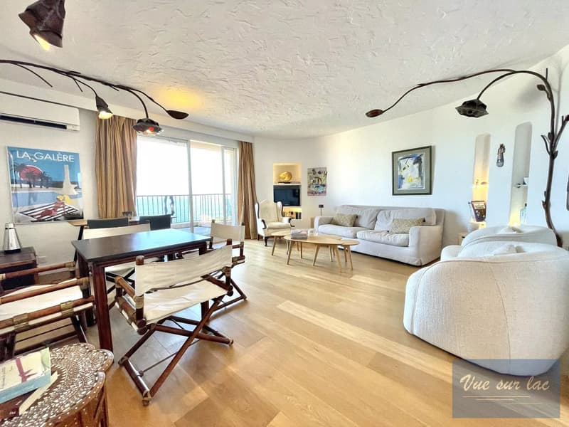 Summer vacation with your feet in the water, apartment in a private residence (6)