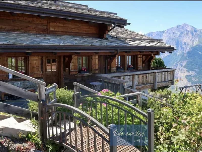 Chalet di lusso con vista panoramica in affitto/vendita (1)